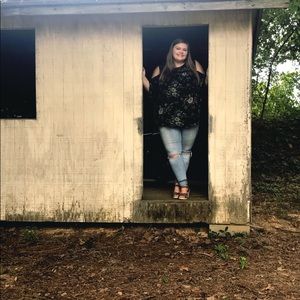 Meet your Posher, Lexie